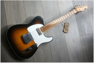 FENDER "Custom Shop Postmodern Telecaster Journeyman Relic, Closet Classic, HS Wide Fade Two Colour Sunburst"