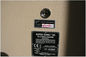 Fender "Super Sonic 22 Head + Supersonic 60w 2X12 Blonde"
