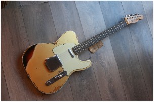 FENDER "Custom Shop 1960 Telecaster Custom Heavy Relic Aged Aztec Gold Over Three Colour Sunburst"