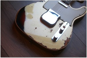 FENDER "Custom Shop 1960 Telecaster Custom Heavy Relic Aged Aztec Gold Over Three Colour Sunburst"