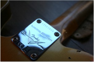 FENDER "Custom Shop 1960 Telecaster Custom Heavy Relic Aged Aztec Gold Over Three Colour Sunburst"