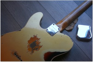 FENDER "Custom Shop 1960 Telecaster Custom Heavy Relic Aged Aztec Gold Over Three Colour Sunburst"