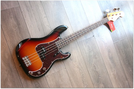 Fender &quot;American Original &#039;60s Precision Bass, Rosewood, Three Tone Sunburst&quot;HARDCASE