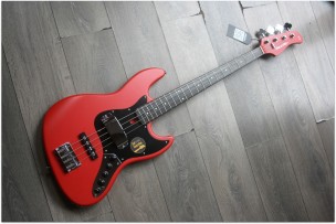 SIRE "Marcus Miller V3-4 (2ND GEN) Red Satin"