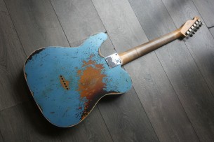 FENDER "Custom Shop Time Machine 1960 Telecaster Custom Relic Aged Lake Placid Blue Over Chocolate 3-Color Sunburst" 3, 30 KG