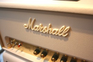 Marshall "Origin 20 Head + 2X12 Speaker Cab, Cream Levant"