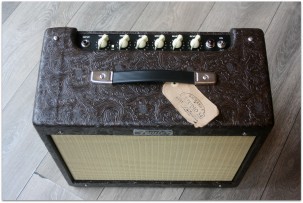 FENDER "Limited Edition Blues Junior IV Western with Cannabis Rex Speaker"