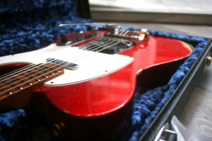 Fender "Custom Shop 1969 Roasted Tele Relic Aged Candy Apple Red" 3, 54 KG