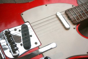 Fender "Custom Shop 1969 Roasted Tele Relic Aged Candy Apple Red" 3, 54 KG