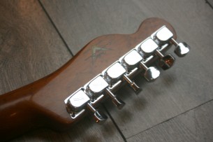 Fender "Custom Shop 1969 Roasted Tele Relic Aged Candy Apple Red" 3, 54 KG