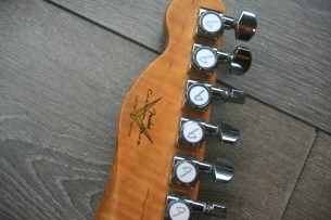 Fender " Custom Shop Limited Edition Caballo Tono Ligero Relic, Aged Magenta Sparkle"