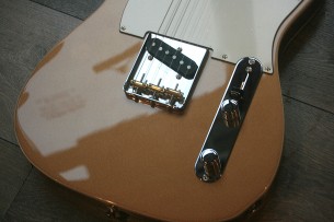 FENDER "JV Modified '60s Custom Telecaster, Rosewood Fingerboard ,Firemist Gold" 3, 65 KG