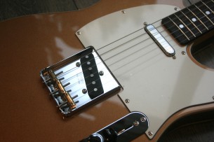 FENDER "JV Modified '60s Custom Telecaster, Rosewood Fingerboard ,Firemist Gold" 3, 65 KG