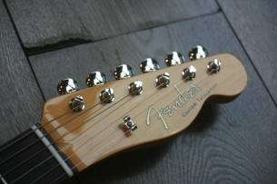 FENDER "JV Modified '60s Custom Telecaster, Rosewood Fingerboard ,Firemist Gold" 3, 65 KG