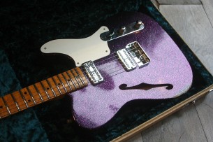 Fender " Custom Shop Limited Edition Caballo Tono Ligero Relic, Aged Magenta Sparkle"