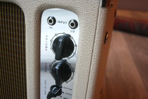 Tone King "Falcon Grande Cream"