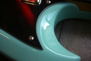 HAGSTROM "HII-ABE Retroscape, Aged Sky Blue"