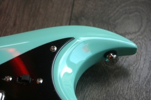 HAGSTROM "HII-ABE Retroscape, Aged Sky Blue"