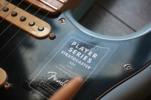 FENDER "Player Stratocaster HSS LIMITED Sonic Blue" 3, 75 KG