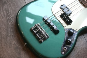 FENDER "Player Mustang Bass PJ Sherwood Green" 3, 50 KG