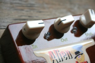 ANALOG ALIEN "Alien Twister"