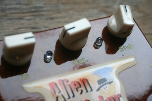 ANALOG ALIEN "Alien Twister"