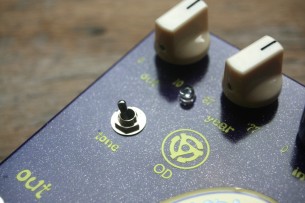 ANALOG ALIEN "Fuzz Bubbles 45"