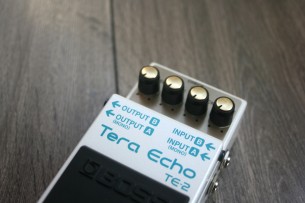 BOSS "Tera Echo TE-2"