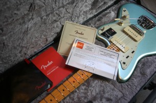 FENDER "American Professional II Jazzmaster,Mystic Surf Green, Maple"