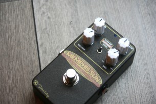 KEELEY "Memphis Sun – Lo-Fi Reverb, Echo and Double-Tracker"
