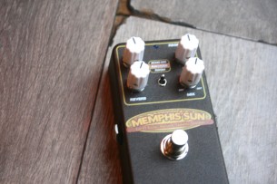 KEELEY "Memphis Sun – Lo-Fi Reverb, Echo and Double-Tracker"