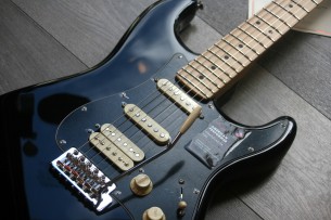 FENDER "American Performer Stratocaster HSS, Black,Maple"GIGBAG, 3, 66 KG