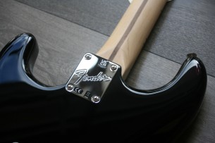 FENDER "American Performer Stratocaster HSS, Black,Maple"GIGBAG, 3, 66 KG