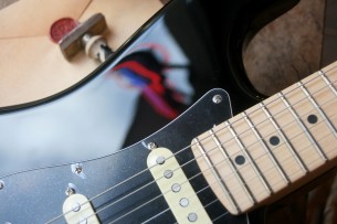 FENDER "American Performer Stratocaster HSS, Black,Maple"GIGBAG, 3, 66 KG