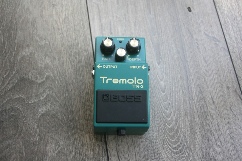 BOSS "TR-2 Tremolo"