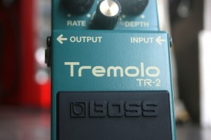 BOSS "TR-2 Tremolo"
