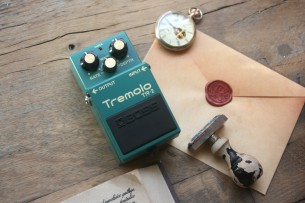 BOSS "TR-2 Tremolo"