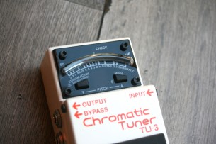 BOSS "Chromatic Tuner TU-3"