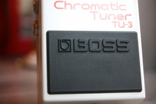 BOSS "Chromatic Tuner TU-3"