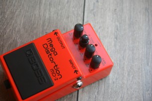 BOSS "MD-2 Mega Distorsion"