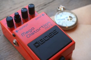 BOSS "MD-2 Mega Distorsion"