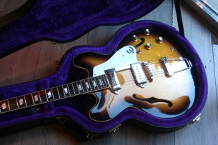 EPIPHONE "Elitist '65 Casino Vintage Sunburst 2001" HARDCASE, 2, 95 KG