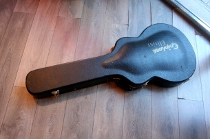 EPIPHONE "Elitist '65 Casino Vintage Sunburst 2001" HARDCASE, 2, 95 KG