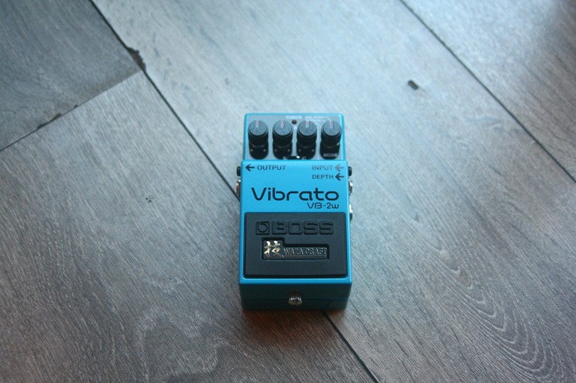 BOSS "VB-2w Vibrato"