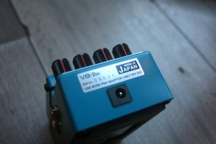 BOSS "VB-2w Vibrato"