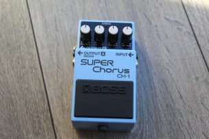 BOSS "CH-1 Super Chorus"