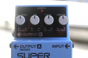 BOSS "CH-1 Super Chorus"