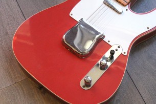 FENDER "Custom Shop Limited Edition '50s Twisted Telecaster Custom Journeyman Relic , Aged Tahitian Coral" 3, 57 KG