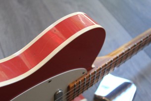 FENDER "Custom Shop Limited Edition '50s Twisted Telecaster Custom Journeyman Relic , Aged Tahitian Coral" 3, 57 KG
