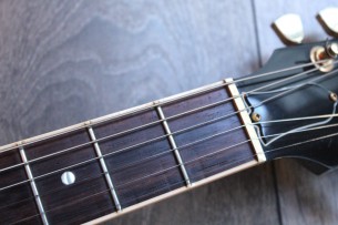 GIBSON ES-335 Walnut YEAR 2001